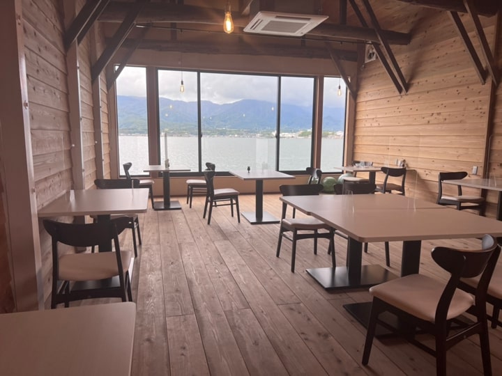 caMoco café 湖ASOBi